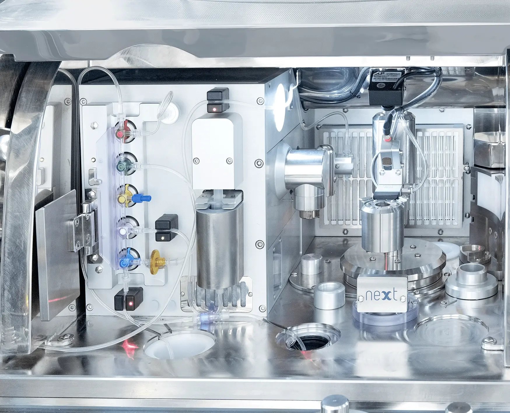 NEXT-automatic-dispensing-vials-syringe (5)